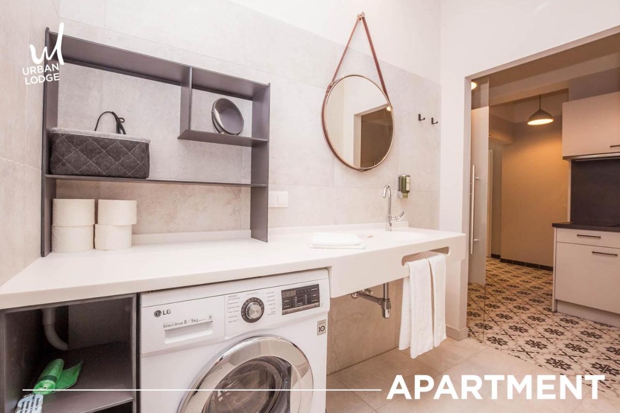 Urban Lodge - Apartments Wina Bagian luar foto